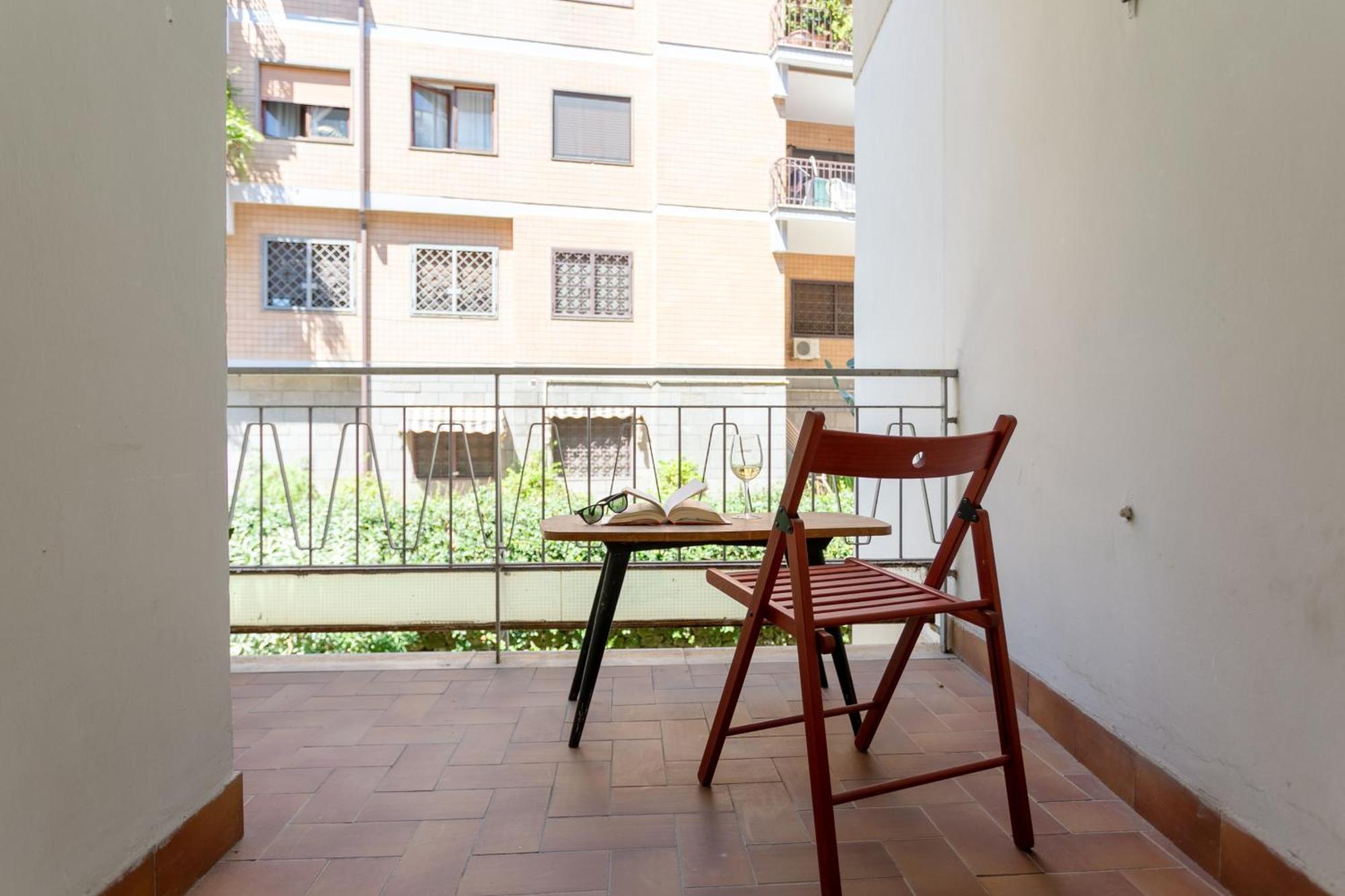 Perfetto Per Famiglie Appartamento Accogliente E Spazioso A 15 Min Dalla Metro Rome Luaran gambar